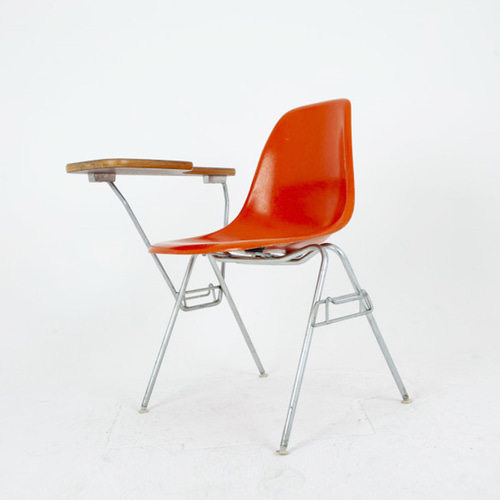 [허먼밀러] 임스체어 eames fiberglass shell chair(orange)